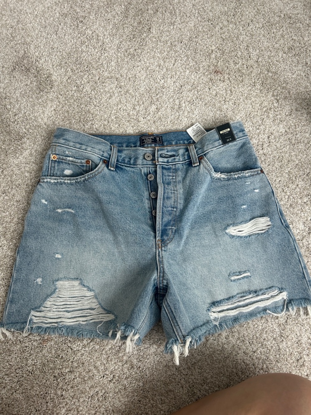 Abercrombie & Fitch High Rise 4inch short, Size 29/8